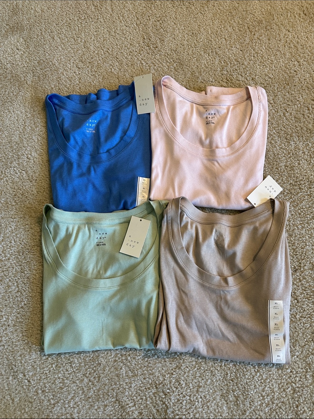 NWT A New Day women’s SS scoop neck tee size XL